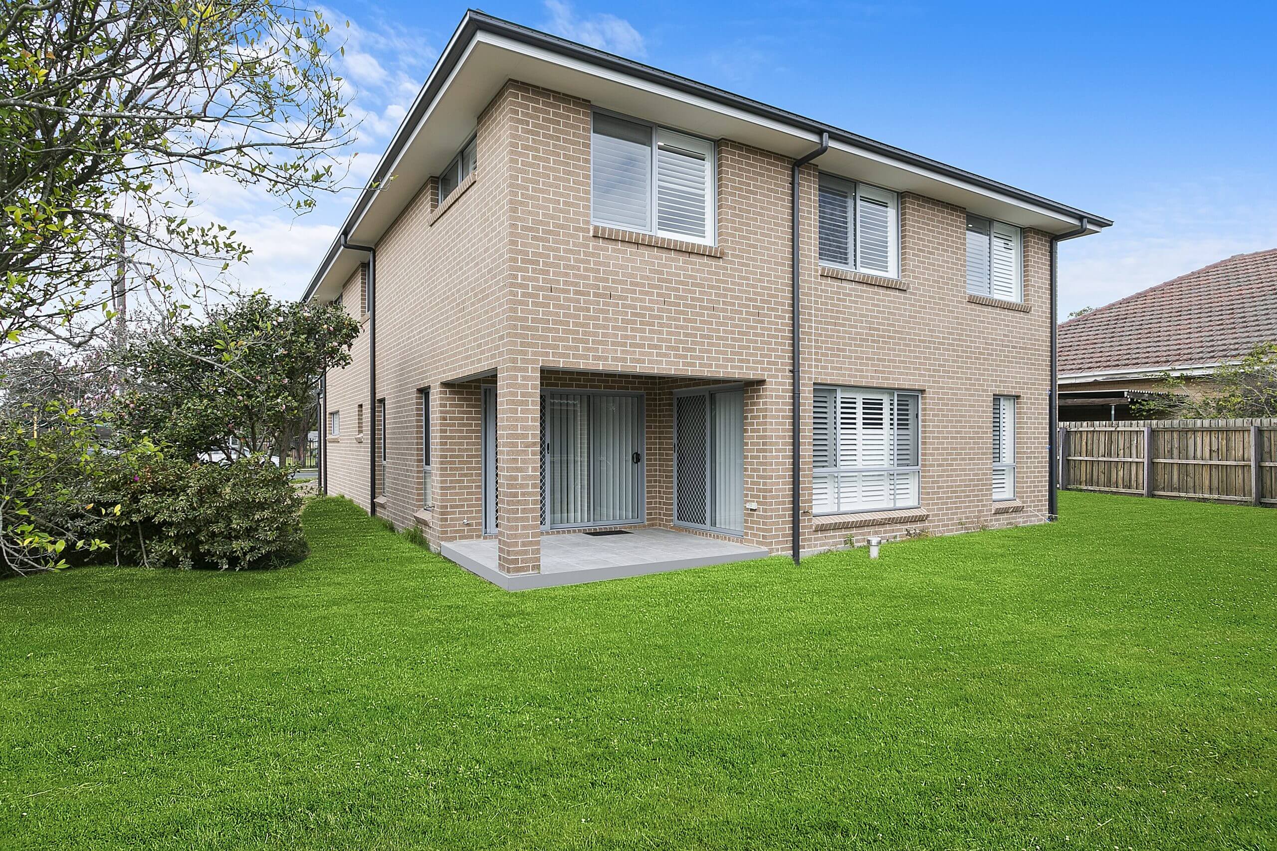 Forestville – M12