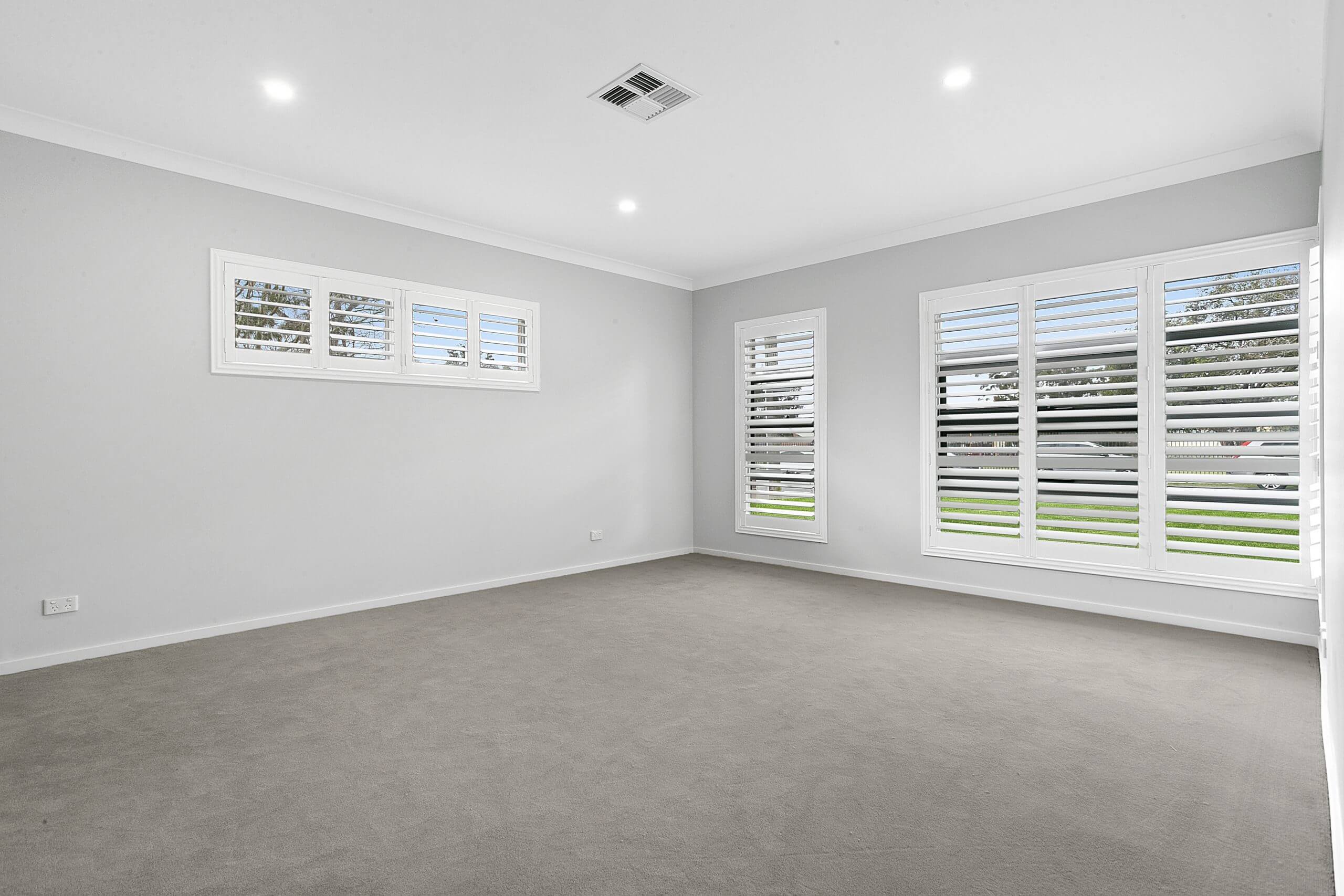 Forestville – M12