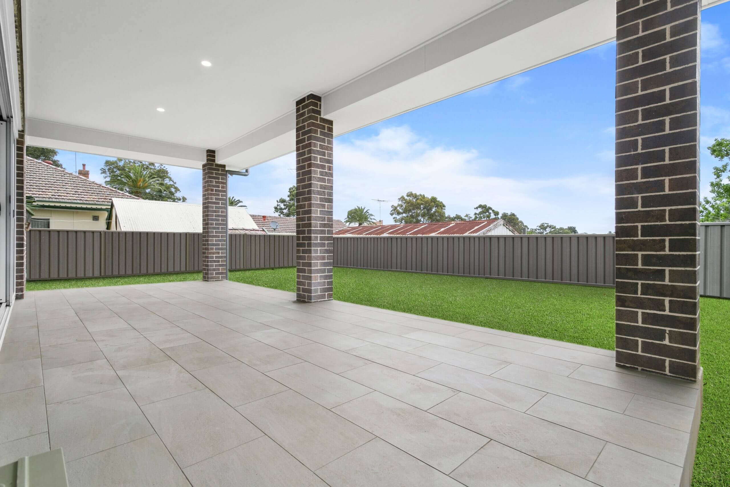 Westmead – M1