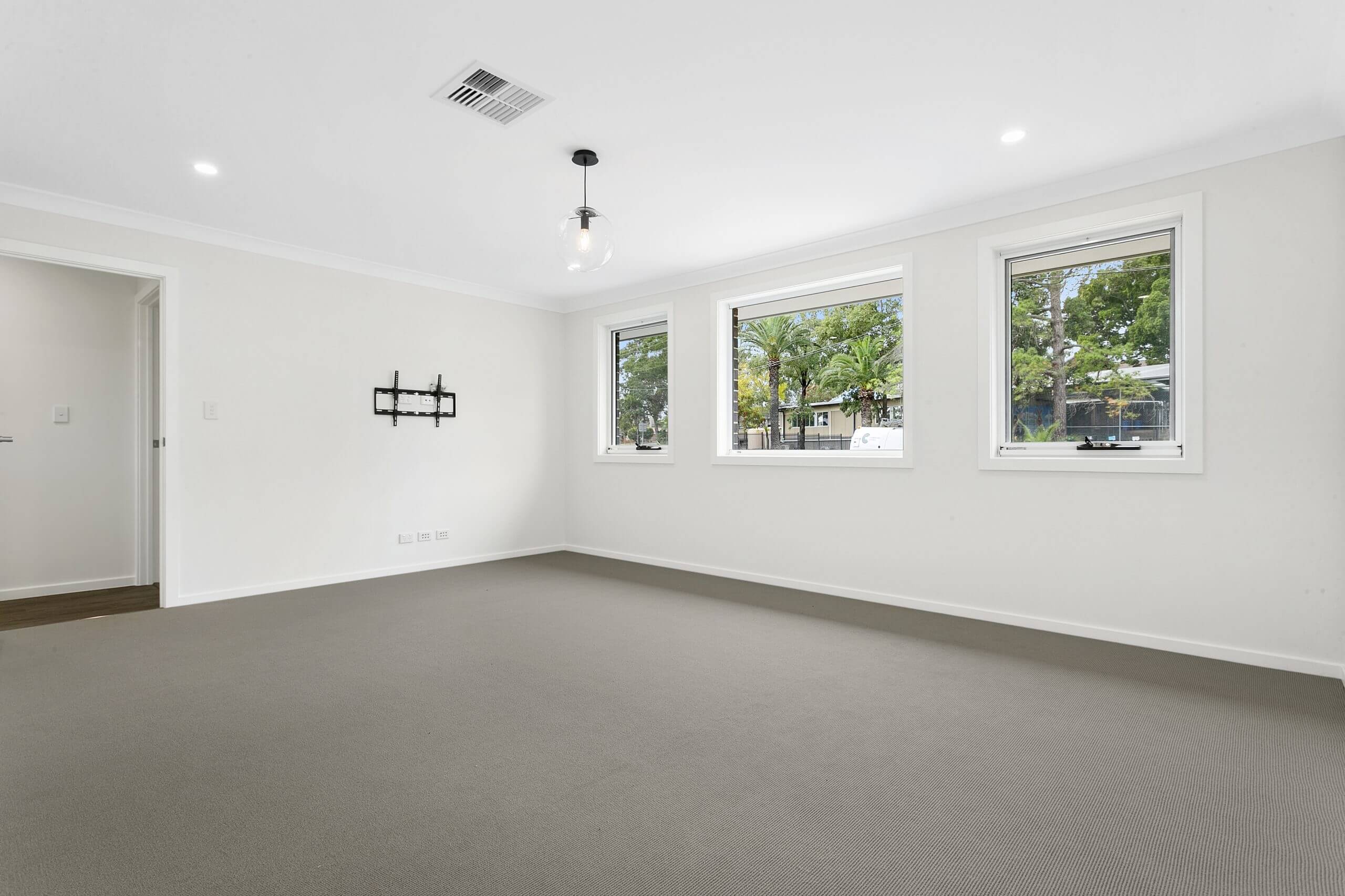 Westmead – M1